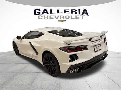 New 2026 Chevrolet Corvette Stingray Coupe w/ Z51 Performance Package RWD image 7