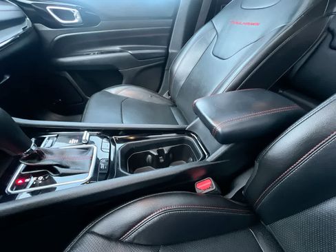 Used 2022 Jeep Compass Trailhawk w/ Trailhawk Elite Group image 21