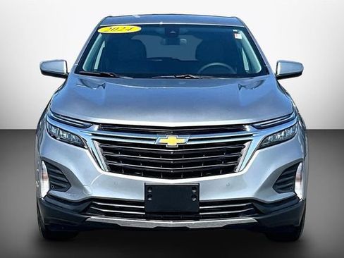 Used 2024 Chevrolet Equinox LT AWD/4WD image 3