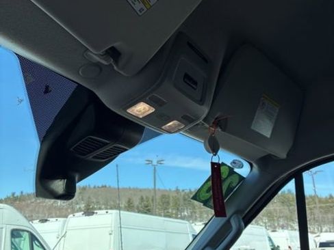 Used 2023 Ford Transit 250 Medium Roof AWD image 21