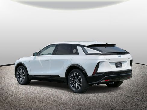 New 2025 Cadillac Lyriq Sport w/ LPO, Floor Liner Package image 19