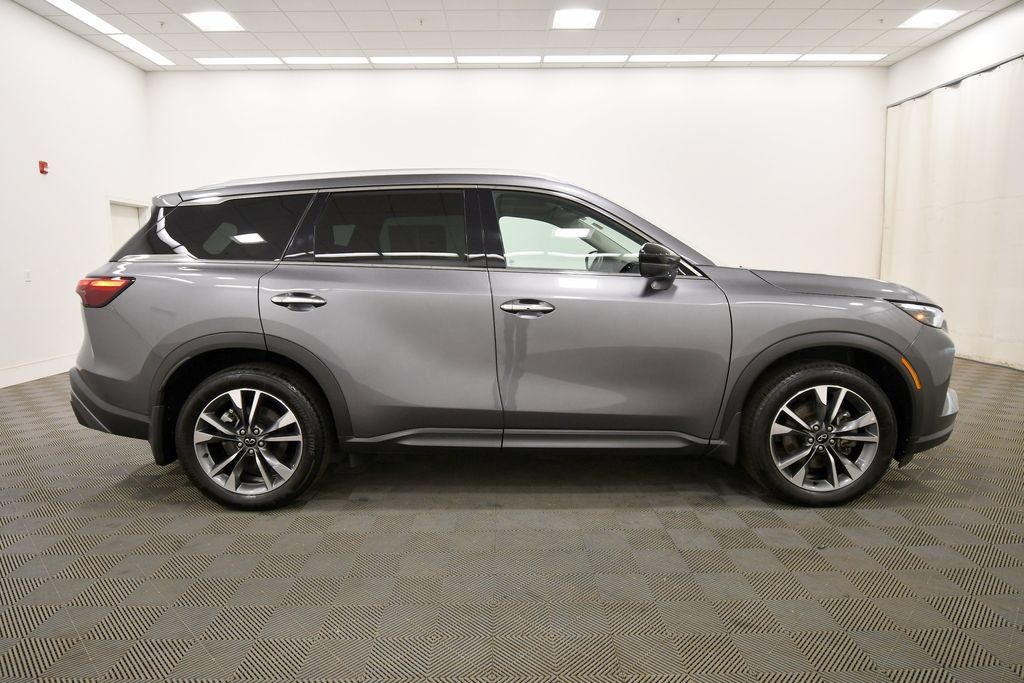Used 2025 INFINITI QX60 Luxe AWD/4WD image 9
