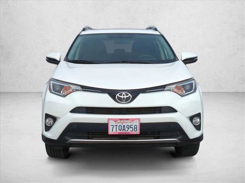 Used 2016 Toyota RAV4 XLE image 2