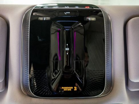 Used 2021 Mercedes-Benz S 580 4MATIC Sedan w/ AMG Line image 29