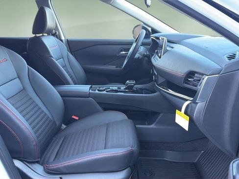 New 2026 Nissan Rogue SV AWD/4WD image 11