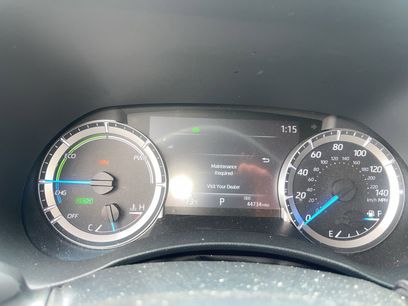 Used 2023 Toyota Highlander LE