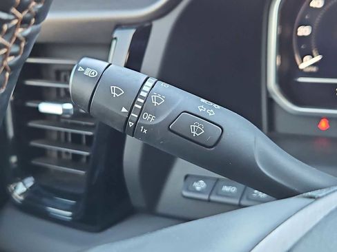 Used 2024 GMC Sierra 2500 AT4 w/ AT4 Premium Plus Package image 28