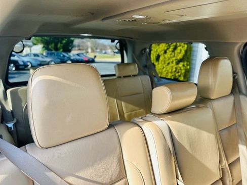 Used 2013 Nissan Armada Platinum image 16