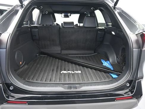 Used 2024 Toyota RAV4 XSE image 8