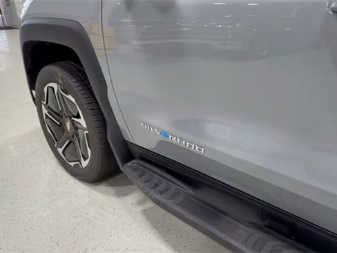 New 2026 Chevrolet Silverado EV LT image 17