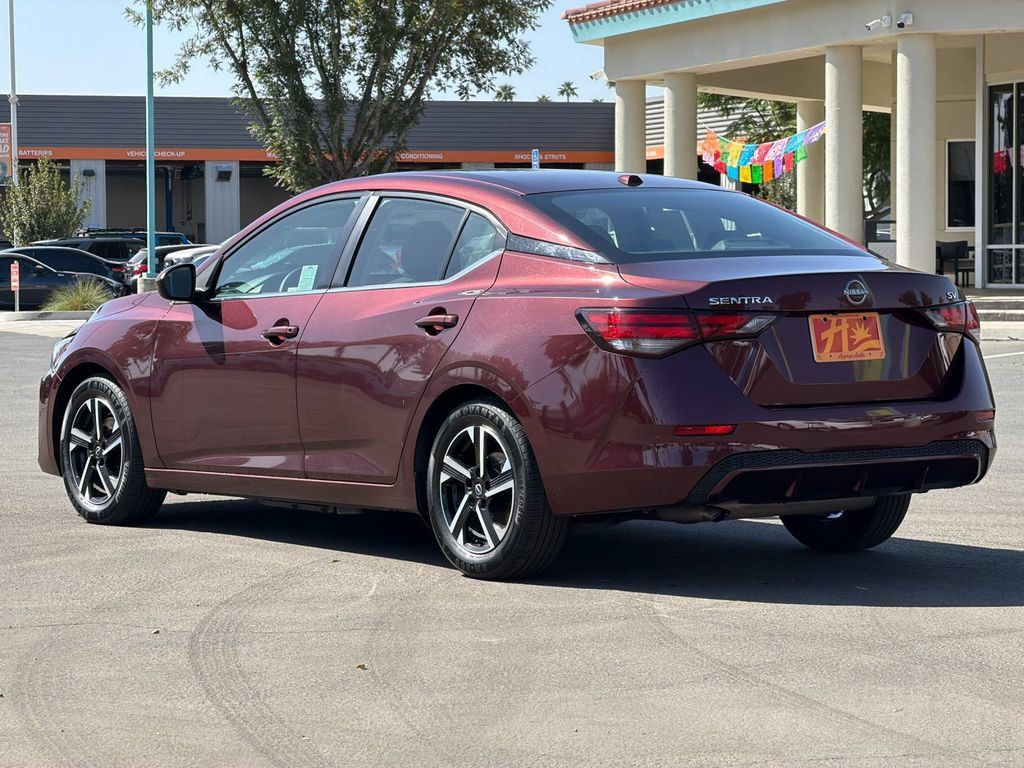 Used 2024 Nissan Sentra SV FWD image 3