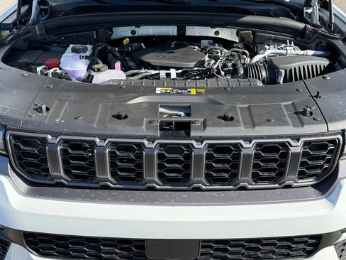 New 2026 Jeep Grand Cherokee Limited AWD/4WD image 21
