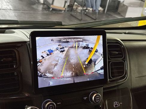 New 2026 RAM ProMaster 2500 w/ Premium Convenience Group image 17