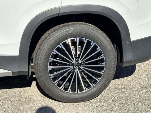 New 2026 Volkswagen Tiguan S image 6