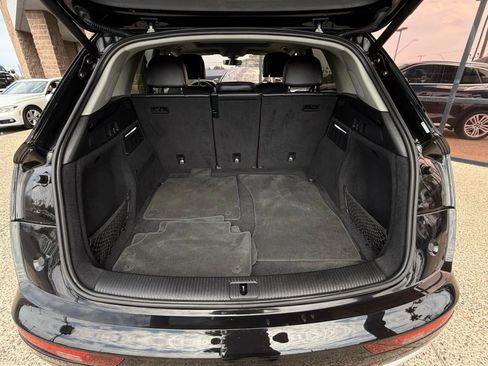 Used 2019 Audi Q5 2.0T Premium Plus w/ Premium Plus Package image 32