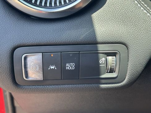 Used 2024 Chevrolet Blazer EV LT AWD/4WD image 32