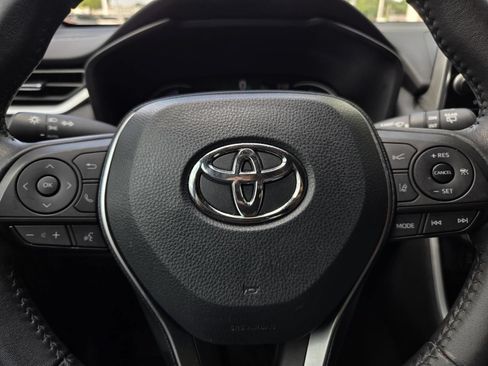 Used 2022 Toyota RAV4 XSE AWD/4WD image 31