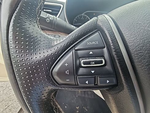 Used 2016 Nissan Maxima Platinum FWD image 15