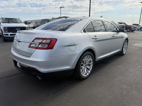 Used 2016 Ford Taurus Limited FWD image 3