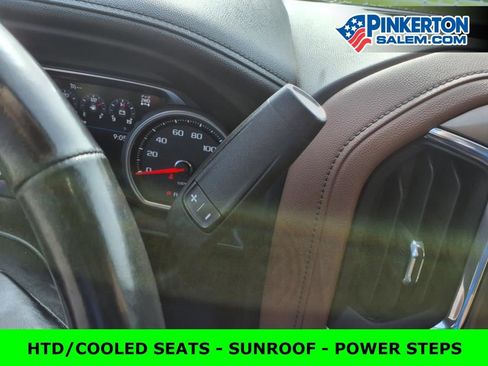 Used 2022 Chevrolet Silverado 1500 High Country w/ Technology Package image 23