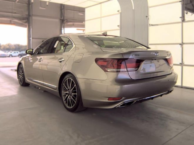 Used 2017 Lexus LS 460 F Sport RWD image 6