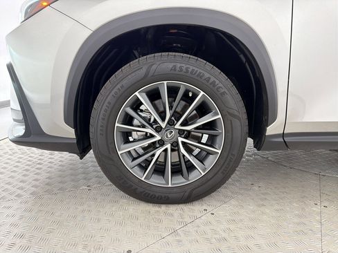 Used 2022 Lexus NX 350 AWD image 12