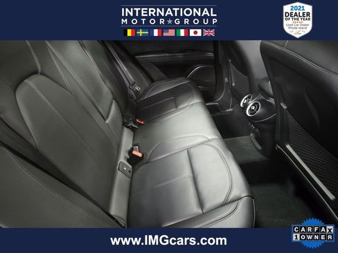 Used 2022 Alfa Romeo Stelvio Ti image 53