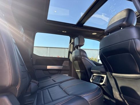 Used 2024 Ford F250 Platinum image 47