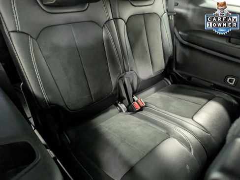 Used 2024 Jeep Grand Cherokee L Altitude AWD/4WD image 28