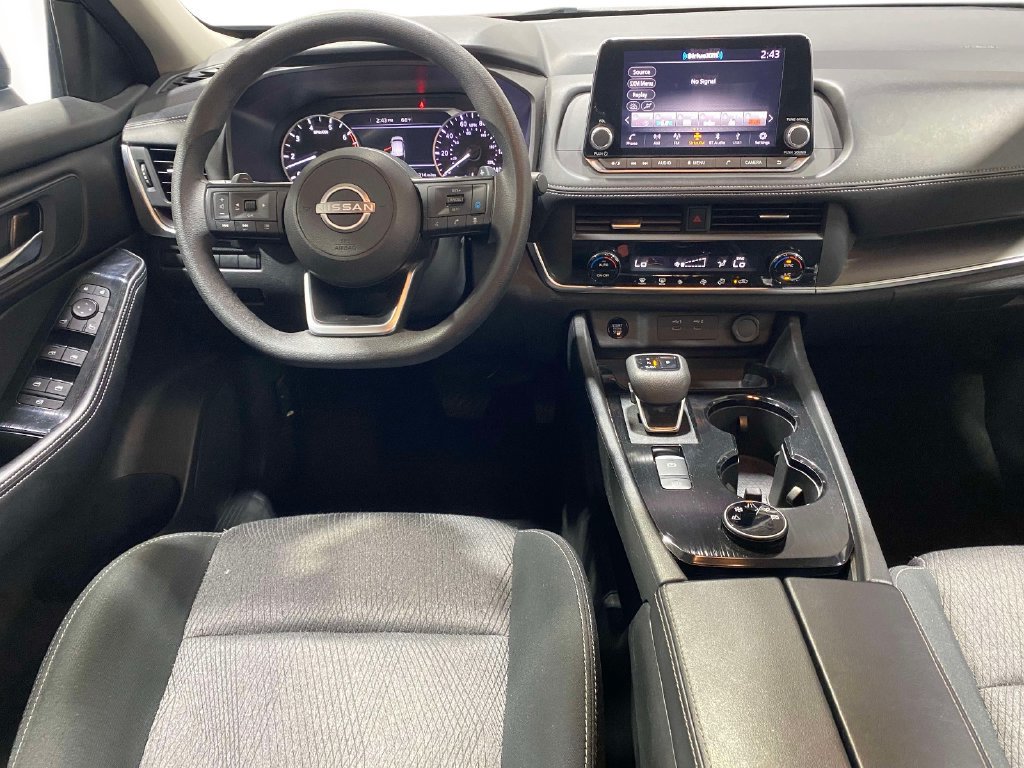 Used 2024 Nissan Rogue SV AWD/4WD image 10