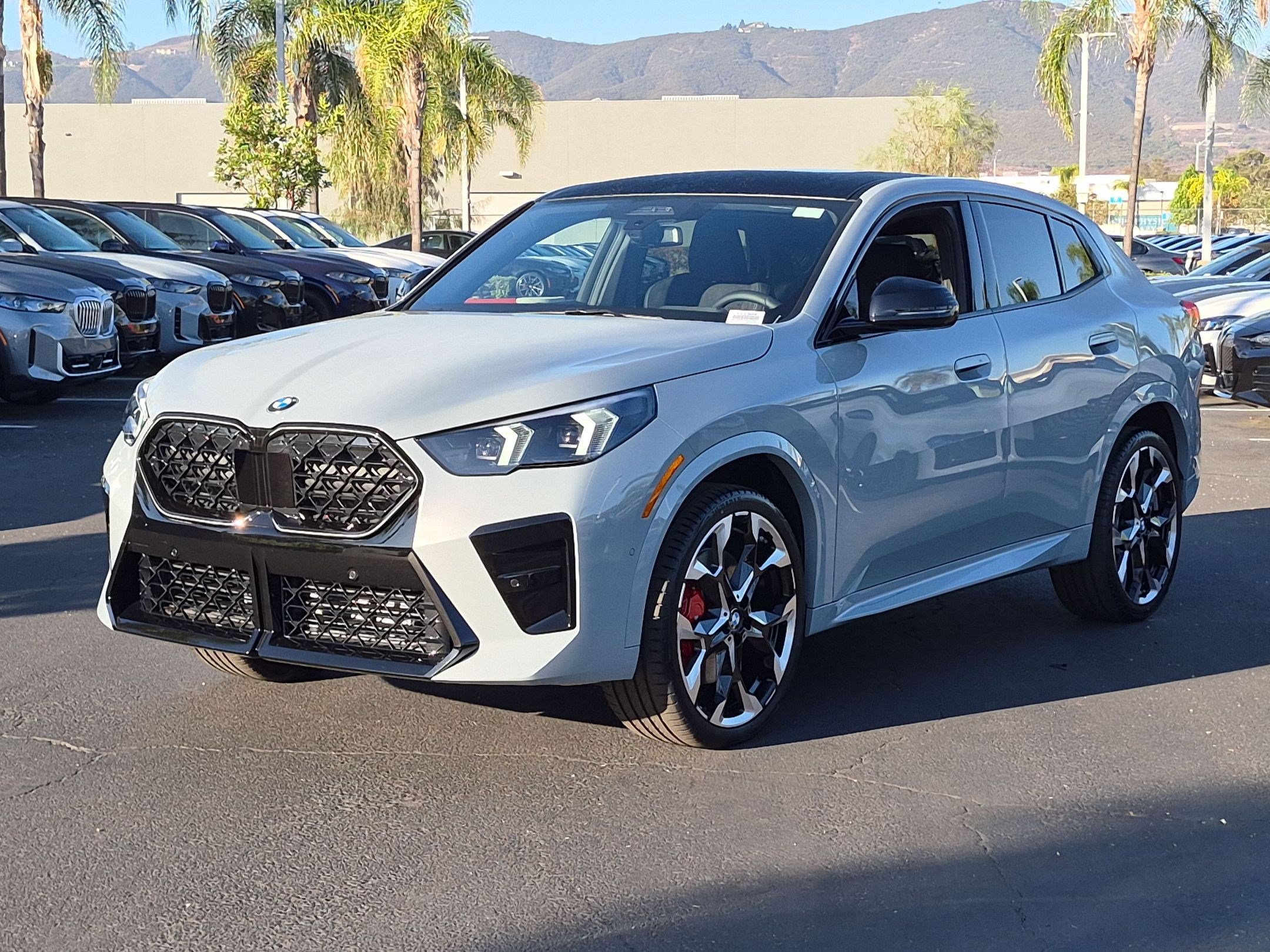 New 2026 BMW X2 xDrive28i w/ Technology Package AWD/4WD image 5