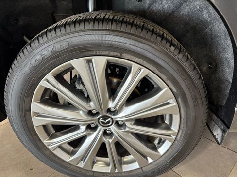 Certified 2023 MAZDA CX-5 Signature image 10