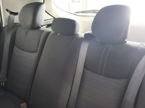 Used 2025 Nissan Leaf S FWD image 42