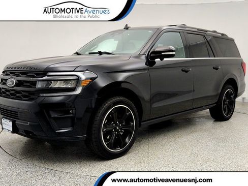Used 2023 Ford Expedition Max Limited image 1