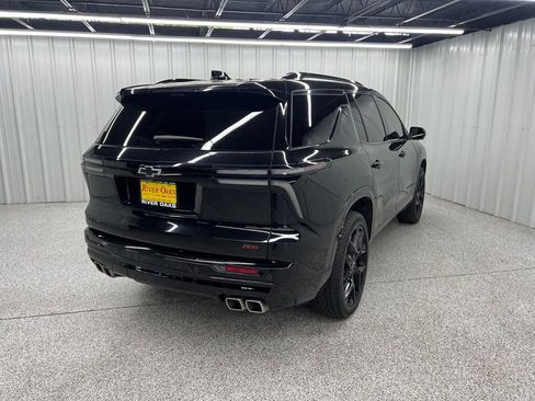 Used 2024 Chevrolet Traverse RS AWD/4WD image 6