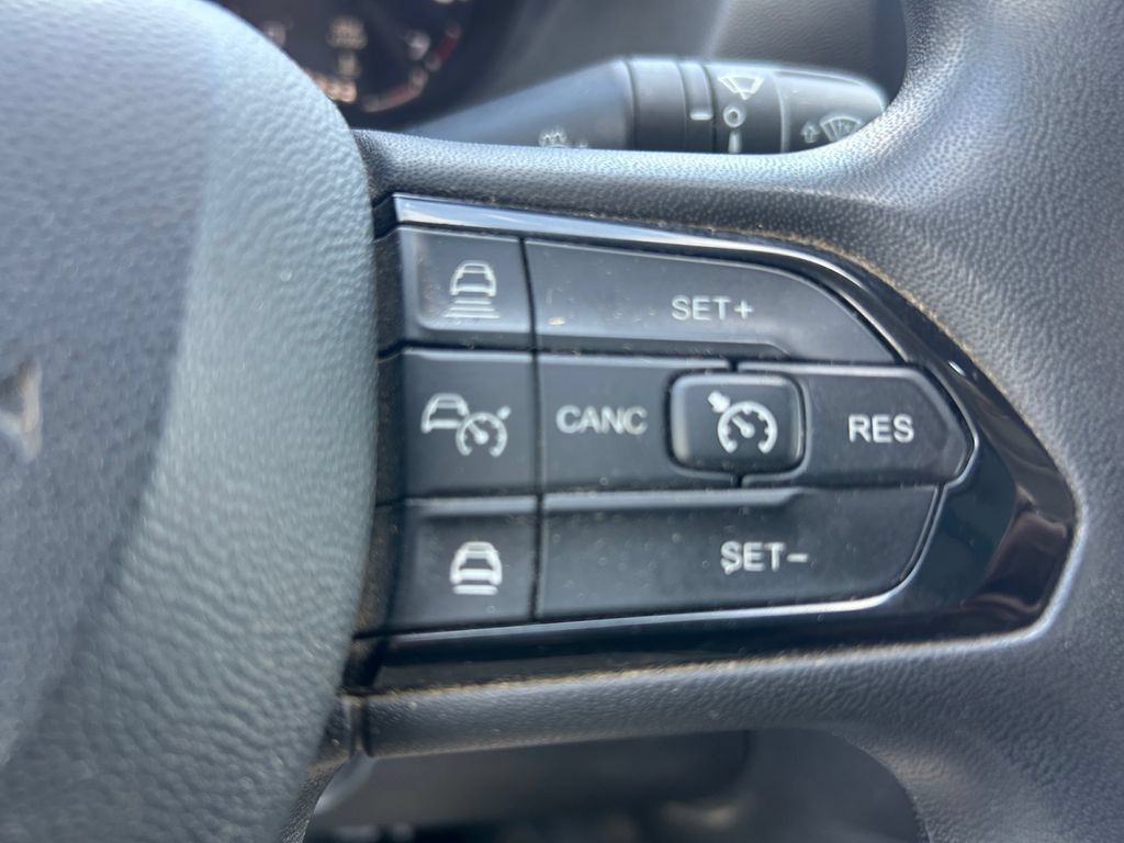 Used 2025 RAM ProMaster 3500 w/ Convenience Group FWD image 26