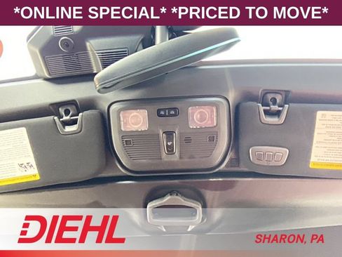 Used 2025 Ford Mustang GT Premium RWD image 29