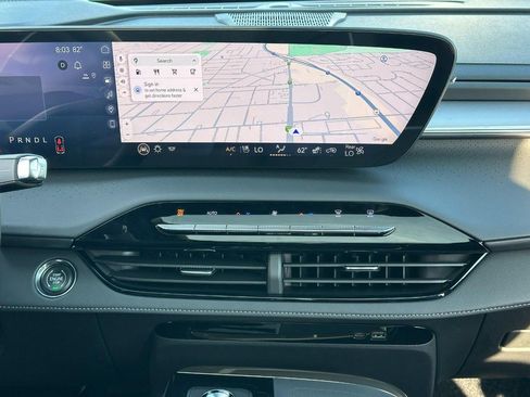 New 2025 Buick Enclave Avenir image 9