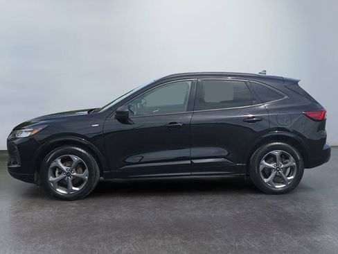 Used 2023 Ford Escape ST-Line w/ Tech Pack #1 AWD/4WD image 2