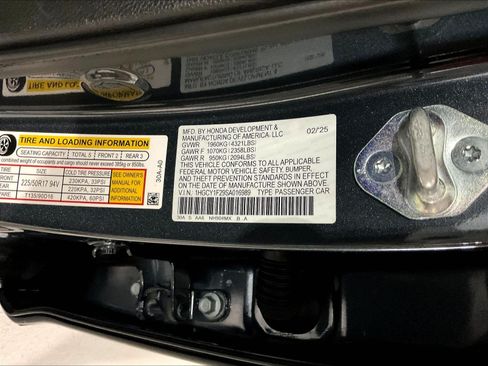 Certified 2025 Honda Accord LX image 19