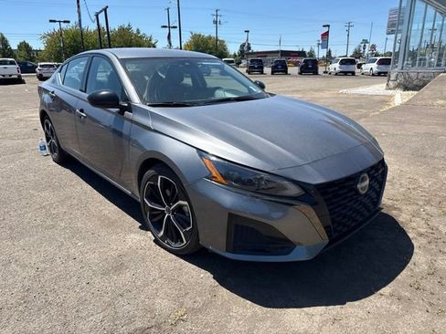 Used 2024 Nissan Altima 2.5 SR FWD image 1