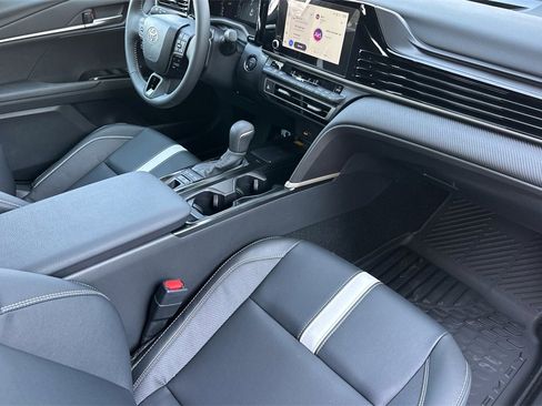 New 2025 Toyota Camry SE image 15
