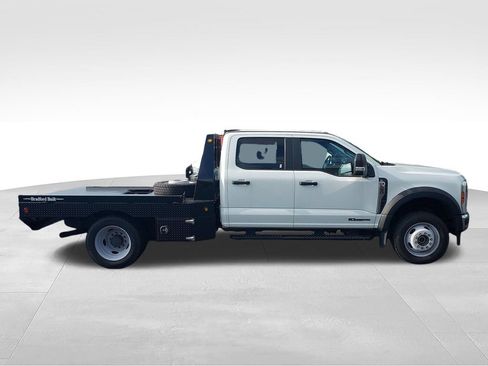 Used 2025 Ford F550 4x4 Crew Cab Super Duty image 6