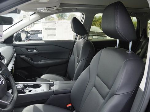 New 2026 Nissan Rogue SV FWD image 15