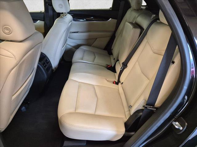 Used 2018 Cadillac XT5 AWD image 21