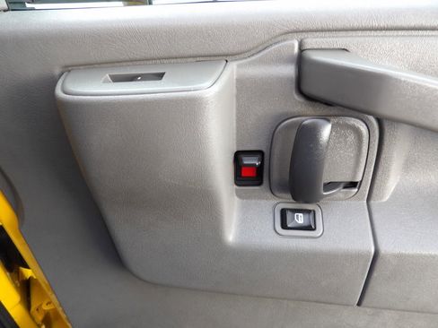 Used 2021 GMC Savana 3500 Extended w/ Power Convenience Package image 26