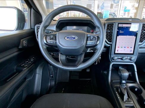 Used 2024 Ford Ranger XL image 6