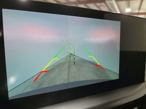 New 2025 Ford Escape SE w/ Class II Trailer Tow Package image 17