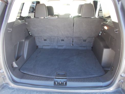 Used 2018 Ford Escape SE AWD/4WD image 9