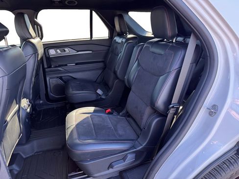 Certified 2025 Ford Explorer ST w/ Sun And Sound Package image 18